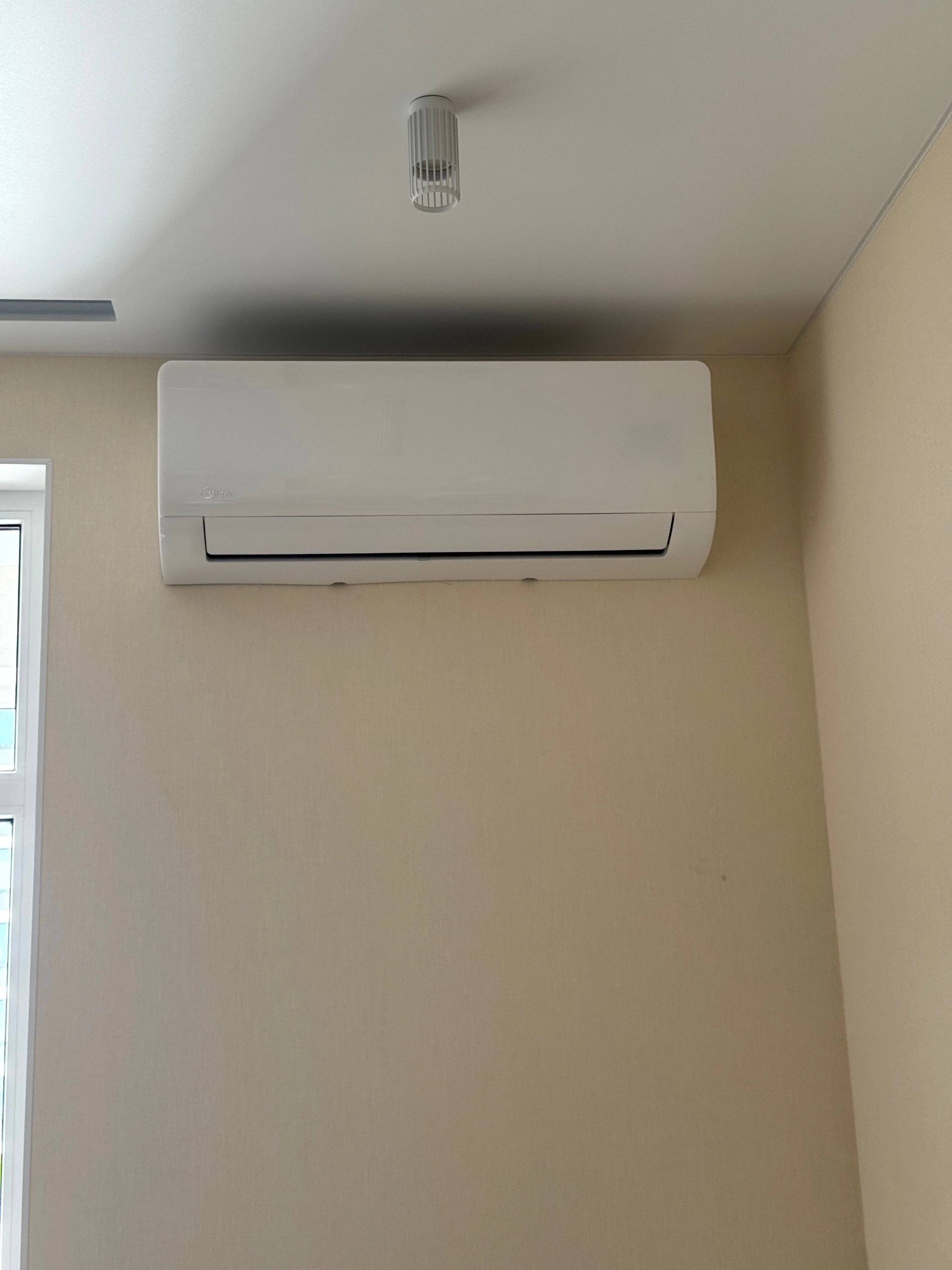 Установка кондиционера Midea